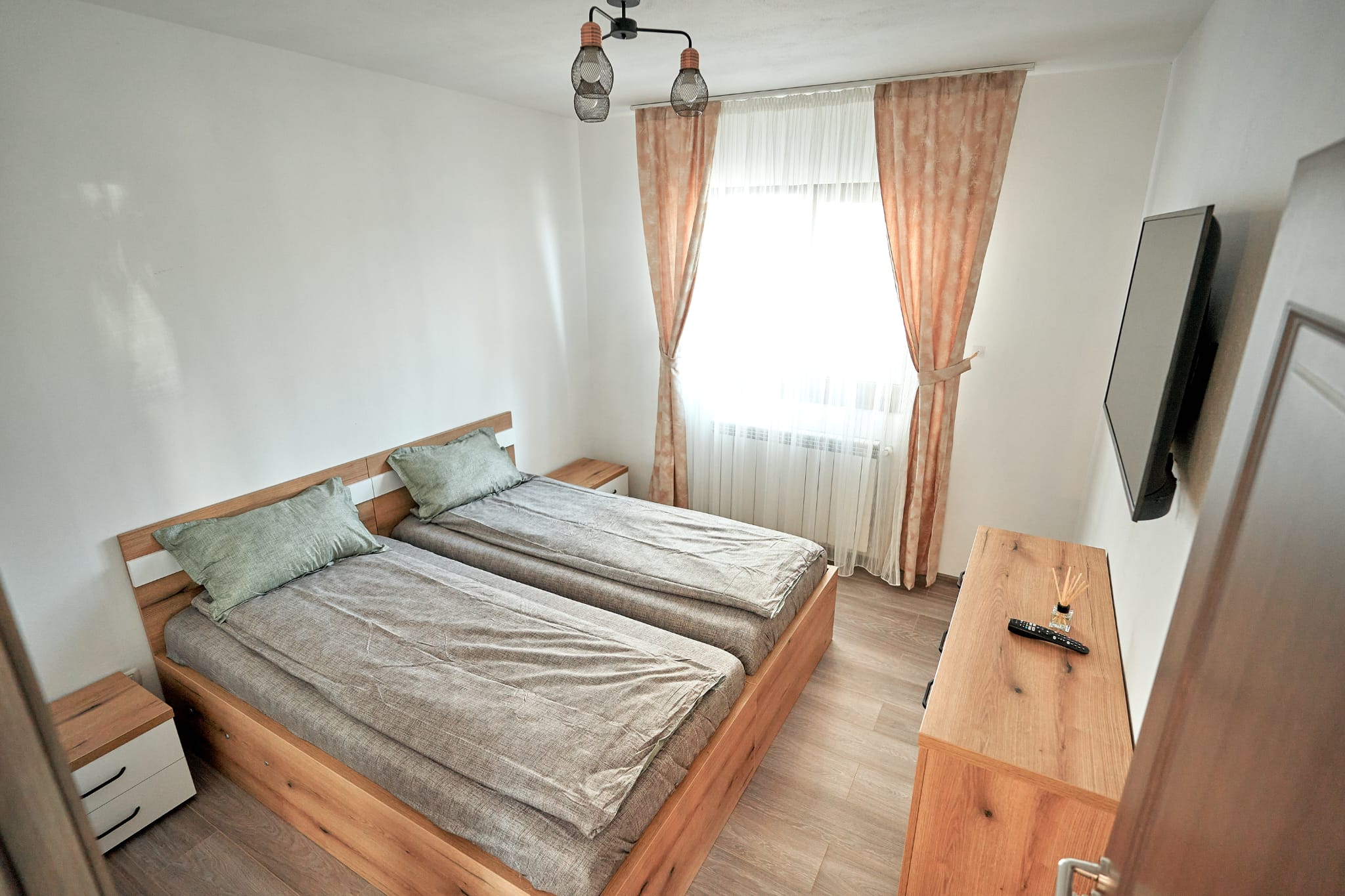 Dormitor confortabil – Casa LaMal Dunăre
